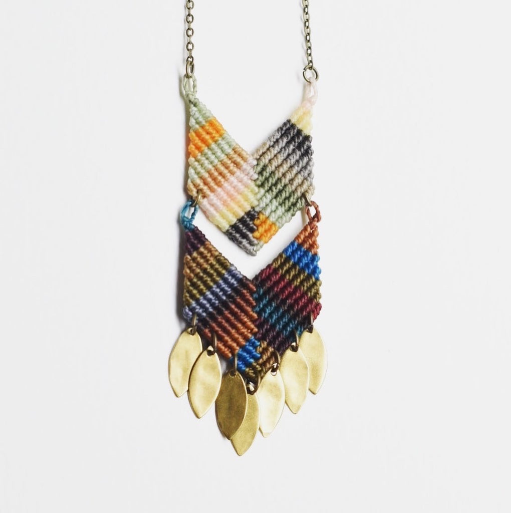 Double Chevron with Hammered Leaves